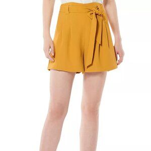 NEW: Yellow Belted Waist Shorts - M * NEVER WORN